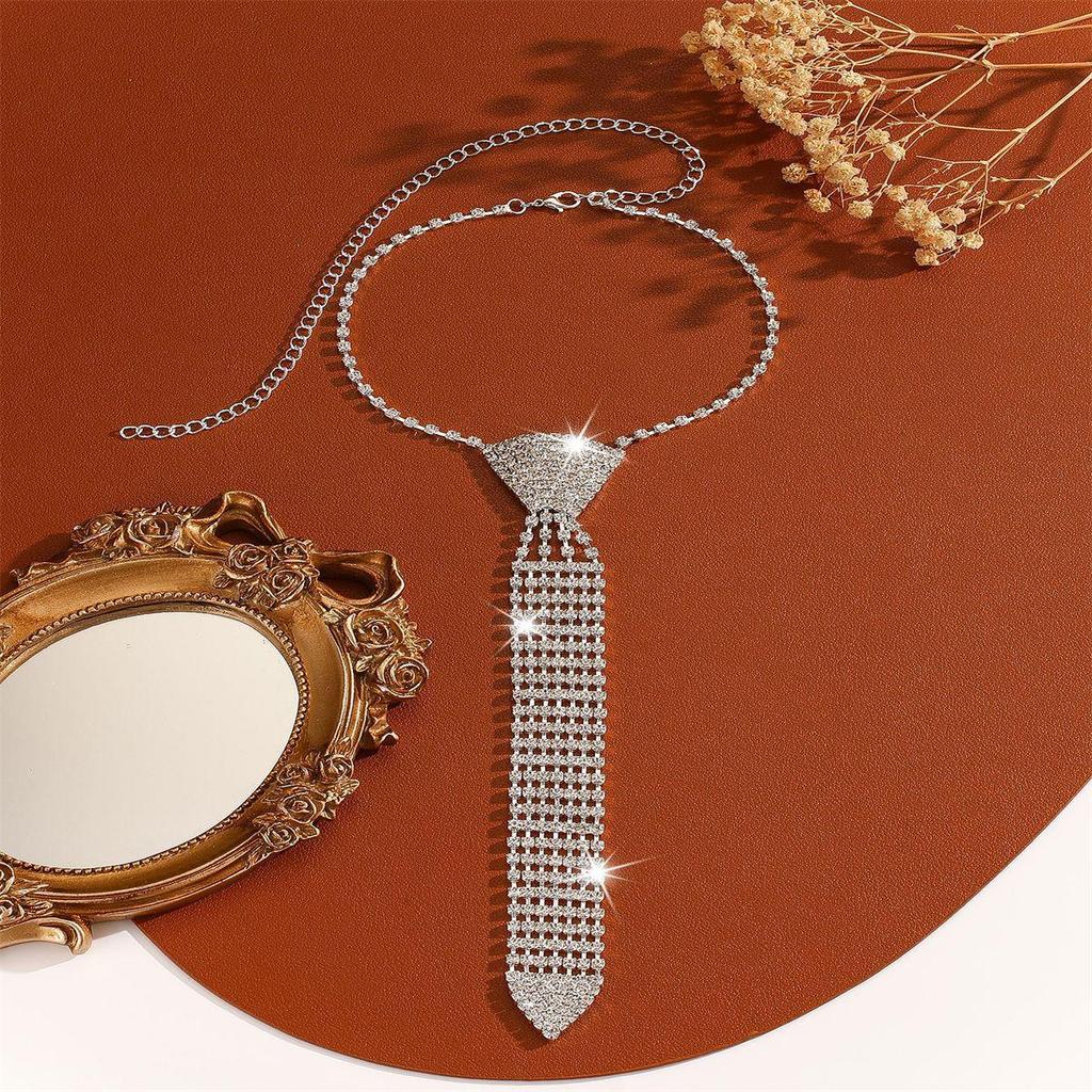 Trendy Arrow Rhinestone Fashion Tie for Wedding Dress Accessories