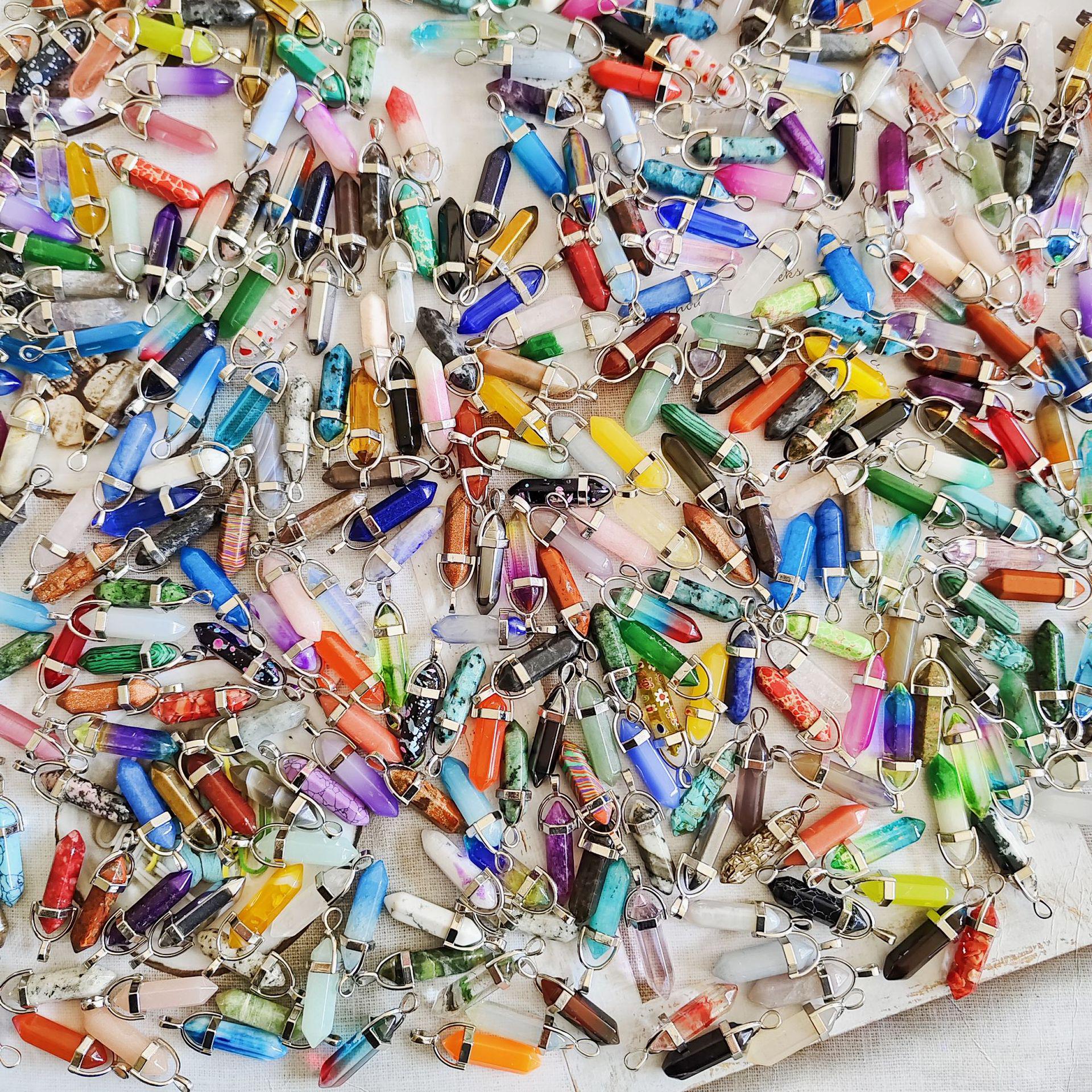 

Шестиугольный кулон с камнем желаний - Смешанный цвет