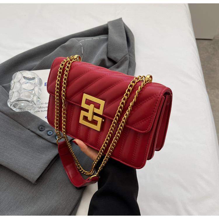 

2025 spring new diamond shoulder bag women s Korean high-end texture fashion versatile commuter messenger bag bag бордовый