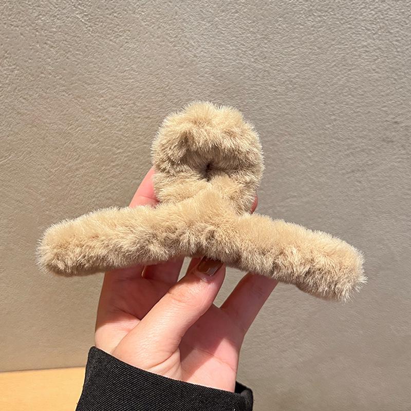 Plush Shark Hair Clip for Women - 2024 Autumn/Winter High-End Updo Accessory