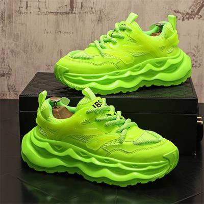Neuankömmling Herren Schwarz Grün Atmungsaktive Lackleder Plateau Schuhe Männliche Walking Sneakers Tenis Masculino Zapatos Hombre