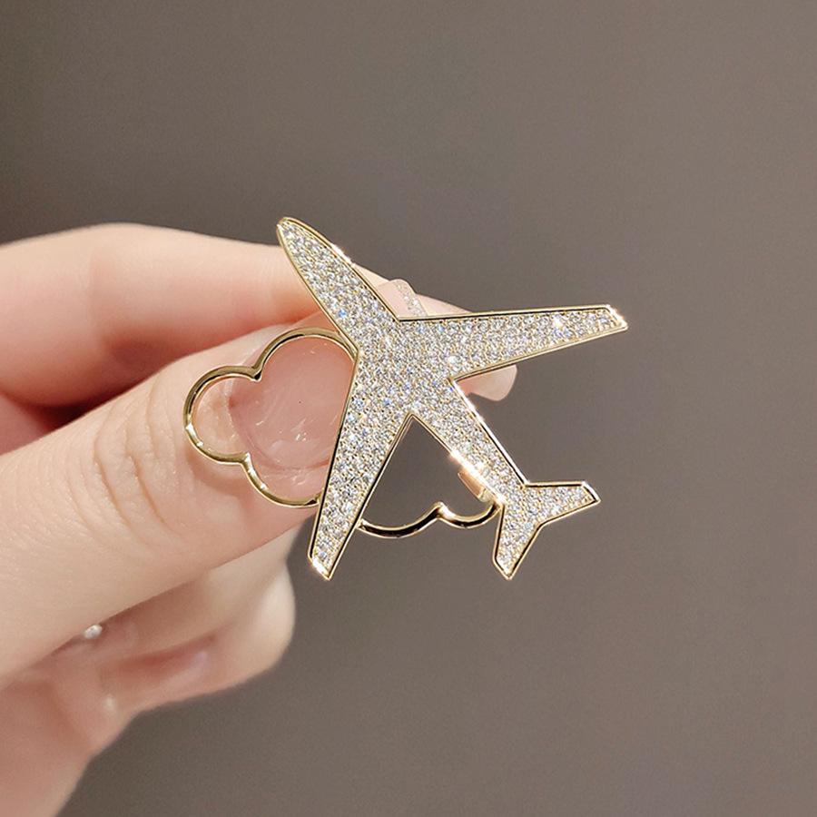 Exquisite High-End Schmetterlingsbrosche für Damenmode - Elegante Corsagen-Nadel & Kleidungsaccessoire