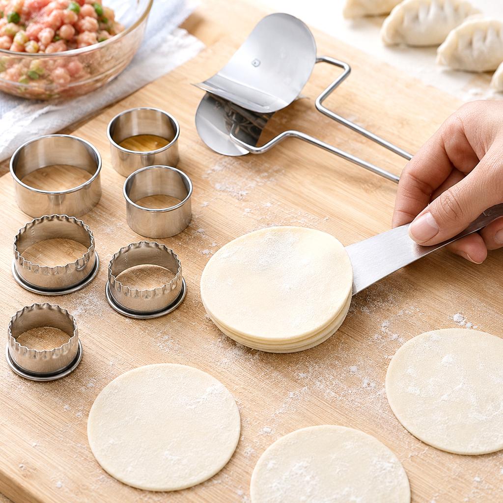 Stainless Steel Dumpling Mold Set Manual Dumpling Maker Multi-Piece Kitchen Tool for Shaping and Sealing Dough Pastry and Dumplings