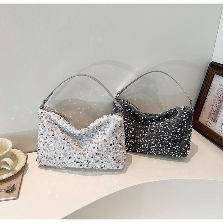 IELGY Korean sequined underarm shoulder bag, fashionable versatile portable trendy small square bag