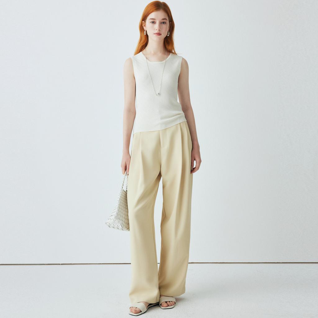 Basic Minimalism: Spring and Summer Round Neck Comfortable Casual Slimming Multi Colored Sleeveless Knitted Vest for Women