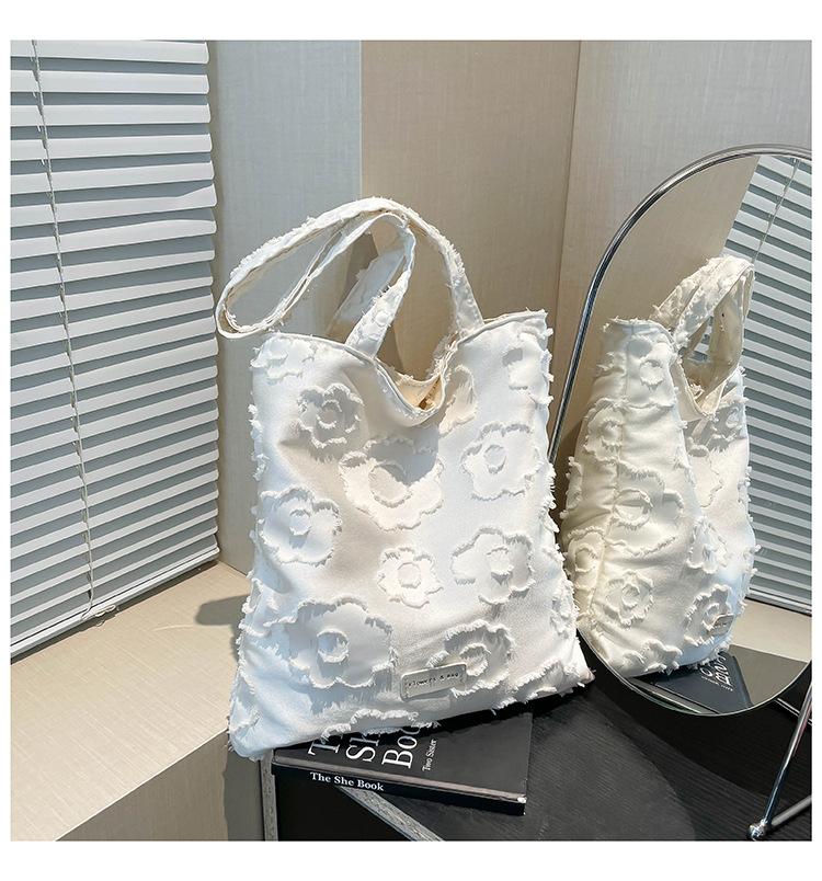 

Плиссированная рельефная сумка с художественным смыслом, белая, большой вместимости, универсальная, трехмерная, на плечо, холщовая сумка, студенческий школьный рюкзак белый