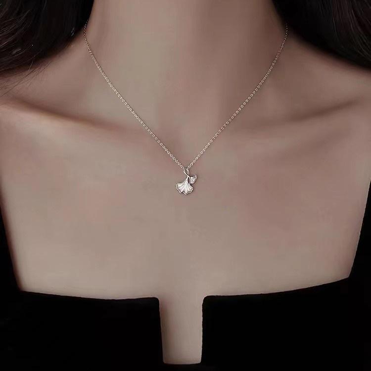 925 Sterling Silver Ginkgo Leaf Necklace - High-End Light Luxury 2024 Fashion Clavicle Chain for Women