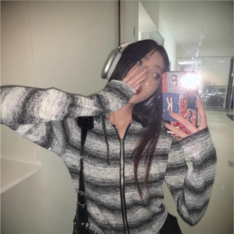 Vintage Y2K Striped Hooded Knit Sweater Women Slim Fit Short Zip Up Top