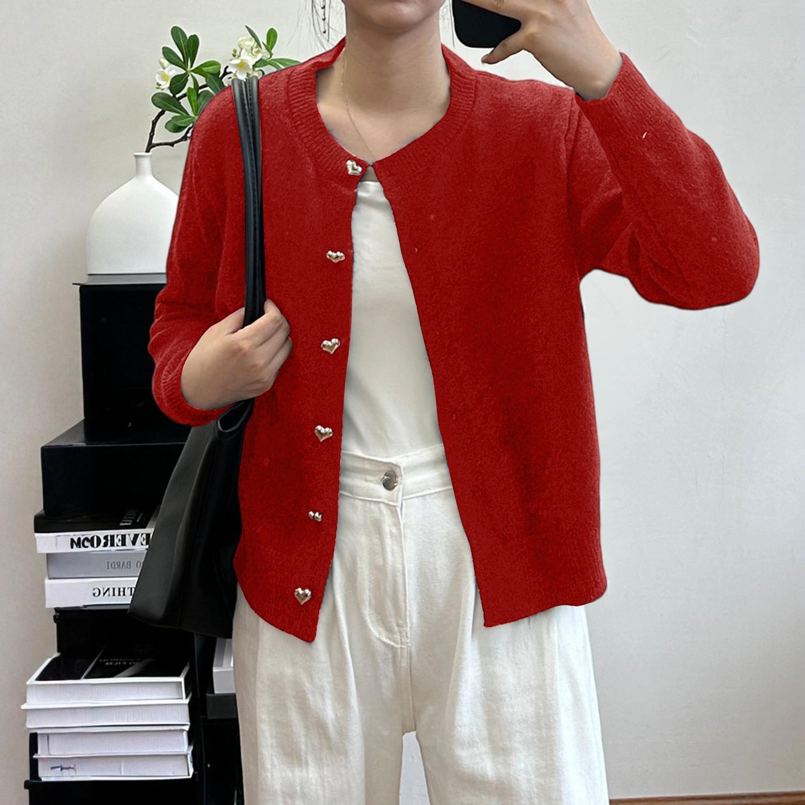 

Женский модный повседневный однотонный трикотажный кардиган-жакет с круглым вырезом, длинным рукавом и застежкой на пуговицы в виде сердечек One Size красный