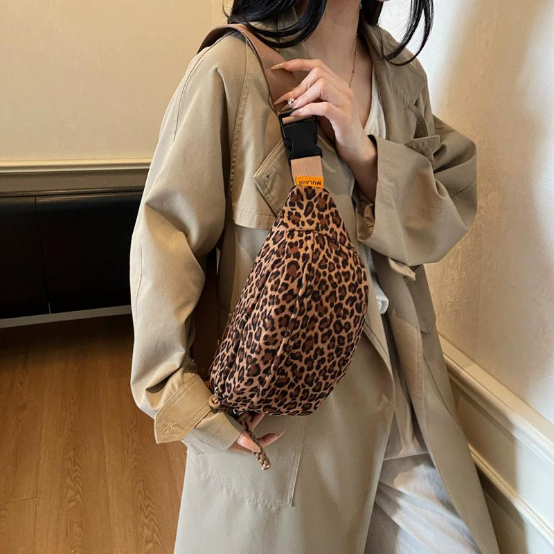 Women's Retro Leopard Print Crossbody Bag Fashion Casual Chest Bag & Fanny Pack, Versatile Practical for Daily Commute