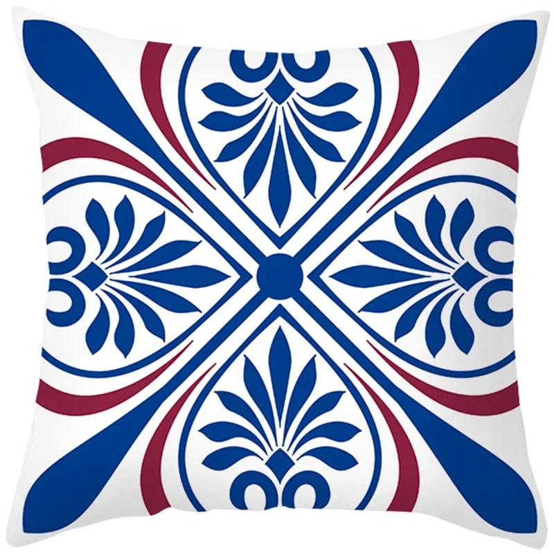 Home Decor Blue and White Floral Pattern Pillow Covers Pattern Cushion Cover Suitable for Sofa Bedroom Car Pillow Cover