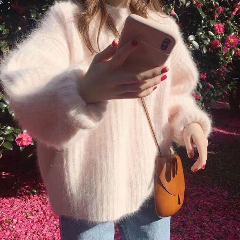 Loose Round Neck Knitted Sweater for Women Solid Color Base Sweater for Autumn and Winter