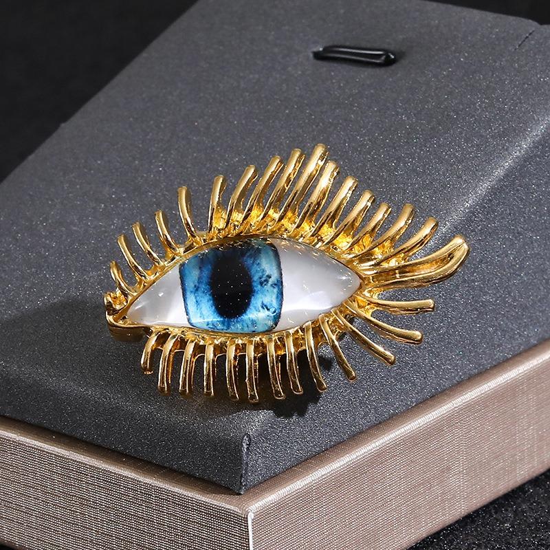 Barocker Luxus Schönes Funkelndes Teufelsaugen Design Herren Damen Broschen Anstecker Schmuck Zubehör Paare Überraschung Partygeschenke brown