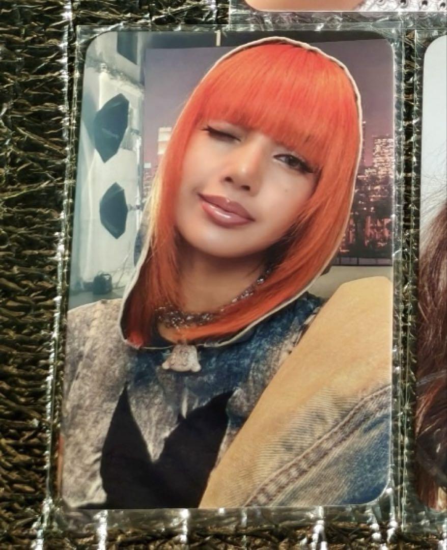 

[Б/У] BLACKPINK Лиса Альтер Эго Ограниченная Торговая Карта K Yetimall