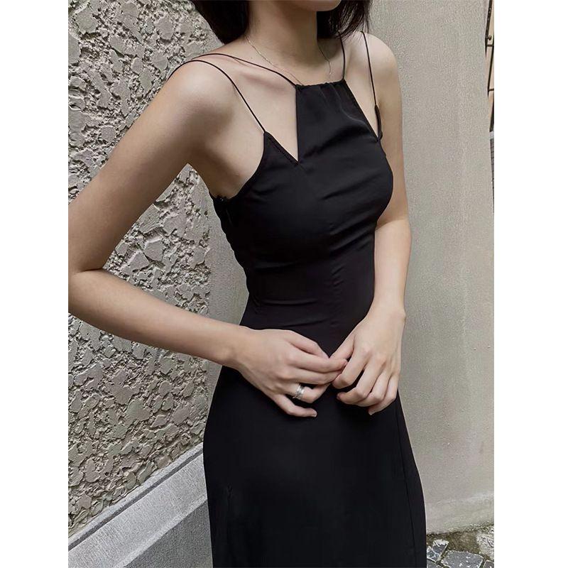 

European and American Sexy Sling Open Back Black Dress Light Luxury Minority Classy Grade Elegant Dinner Annual Meeting Slim Looking Dress Black XS