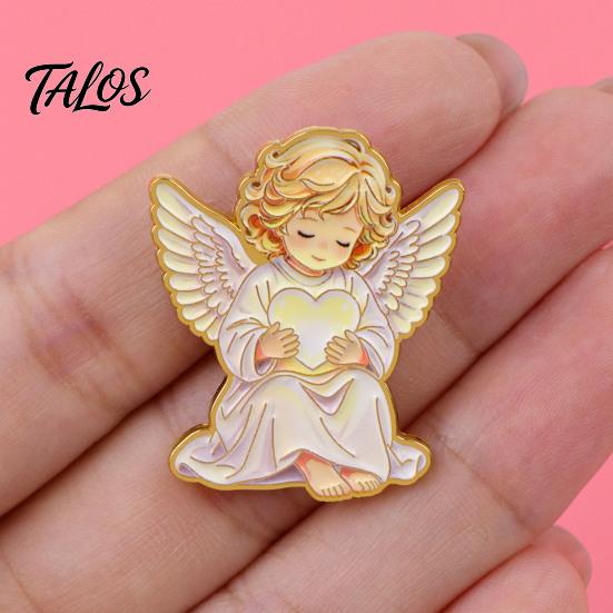 Delicate Angel Shape Pin Little Brooch for Women, Cute Guardian Holding Heart Lapel Backpack Decoration Pins with Wings, Clothing Accessory