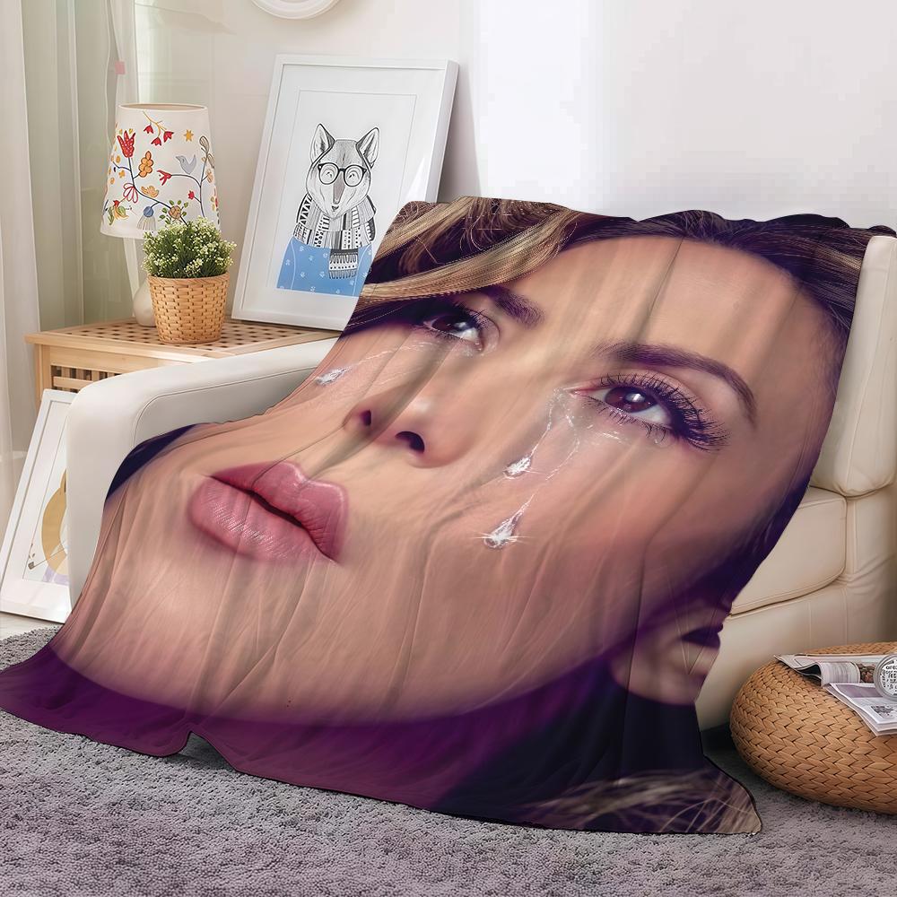 

Hot Singer S-Shakira Blanket Warm And Soft Suitable For Bedroom Living Room Sofa Bed Office Travel Camping 30x40in