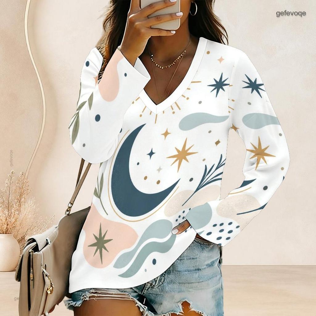 Women Plus Size V Neck Long Sleeve White Star Moon Printed Top Curved Hem With Pockets