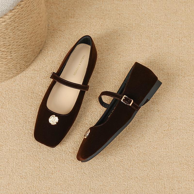 W712-50 French Camellia Mary Jane Women's Shoes 2025 Autumn New Metal Buckle One-word Belt with Skirt Single Shoes