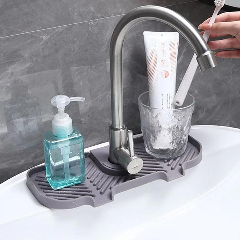 Silikonowa tacka do zlewu z odpływem Uchwyt na mydło, gąbkę Stojak na szczotkę do czyszczenia zlewu Blat Organizer kuchenny