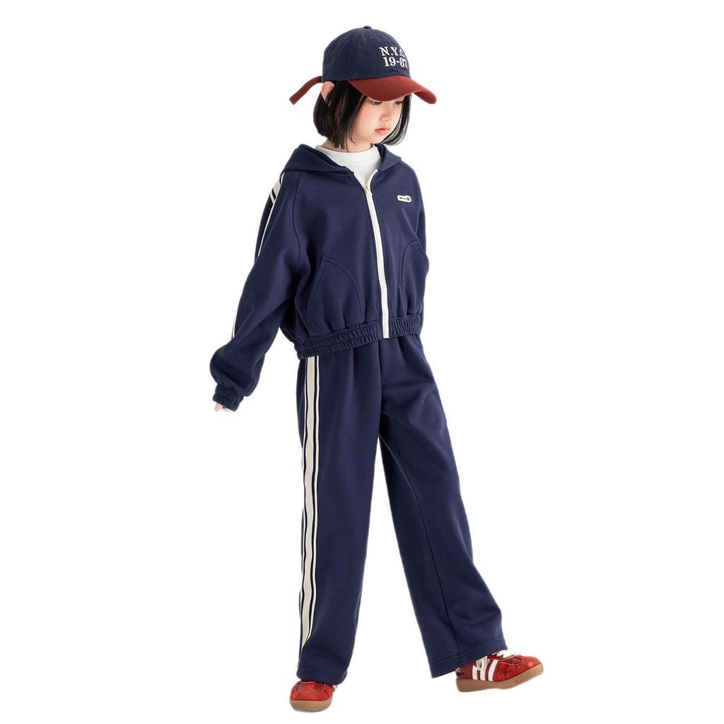 Tao Town Girls' Autumn Striped Sportswear Set - Trendy Two-Piece Casual Outfit for Children