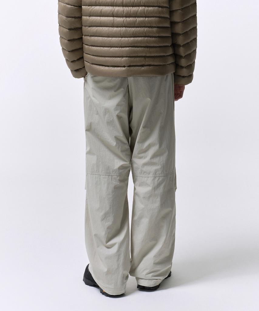MUSINSA STANDARD [City Leisure] Fleece-Lined Wide Belted Parachute Pants [Dusty Cream]