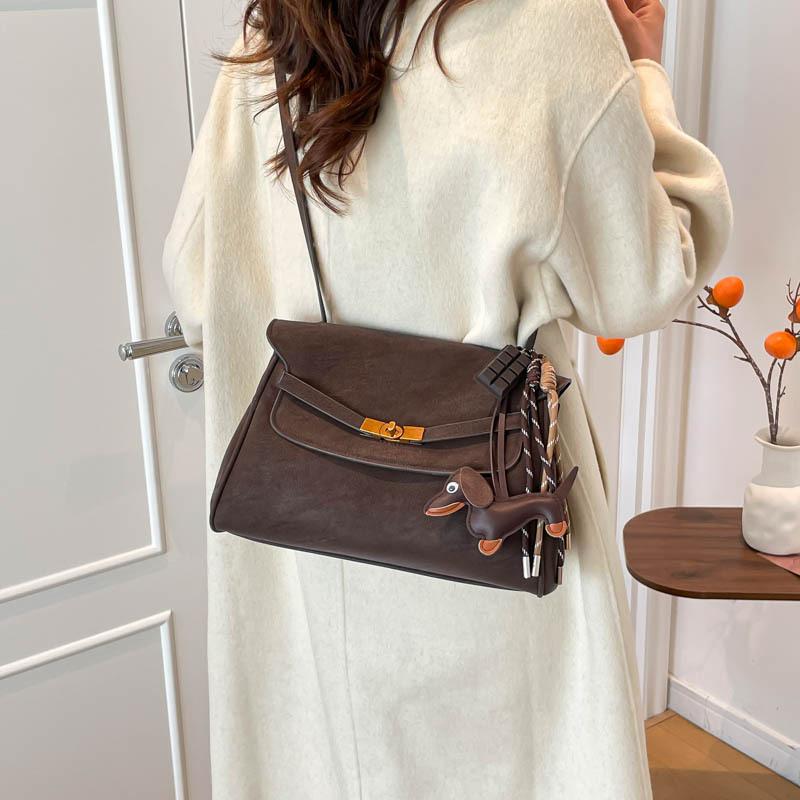 Fashionable Commuter Large Capacity Women's Shoulder Crossbody Bag Briefcase