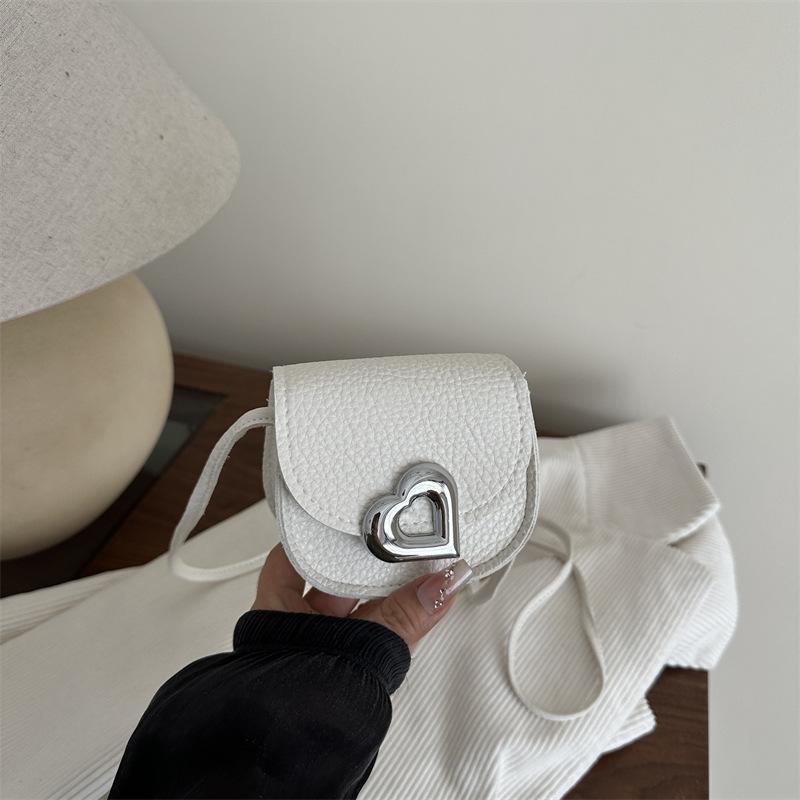 2026 New Arrival Ladies Stylish Solid Color Lipstick Purse Metal Heart Chain Crossbody Bag
