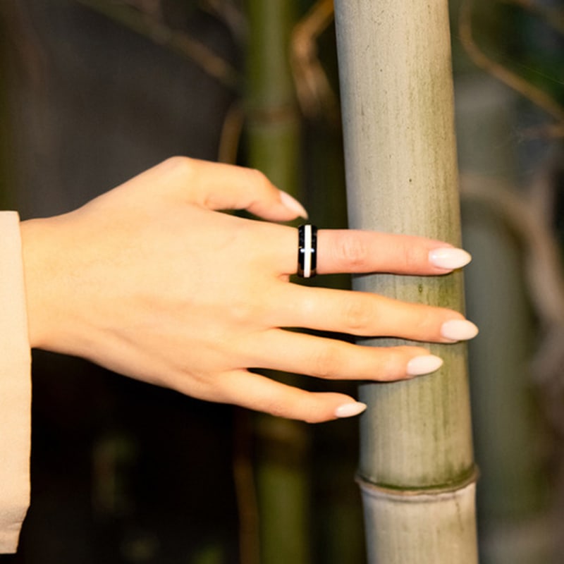 BE/GINS La Ligne Black White Ceramic Ring