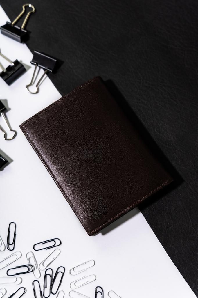 Men's Leather Wallet D1072-RVT-2237 D.Brown
