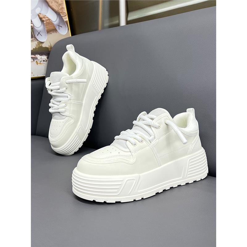Europäische High-End neue Leder-Sport- und Freizeitschuhe Plateau-Brotchuhe