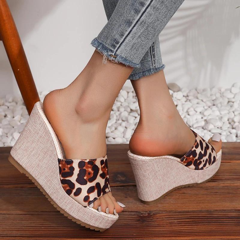 Fashion Fashion Leopard Platform Slippers Women Summer Round Toe High Heel Sandals Woman New Non-Slip Thick Bottom Wedge Slides Female