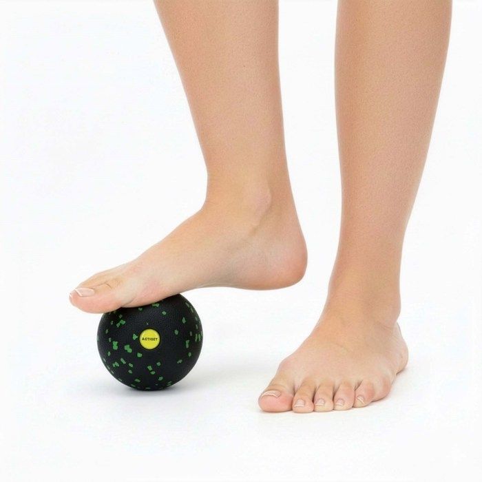 ACTIGET Balle pour massage musculaire après l'entraînement, rouleau à pointe mi-dure, noir et vert
