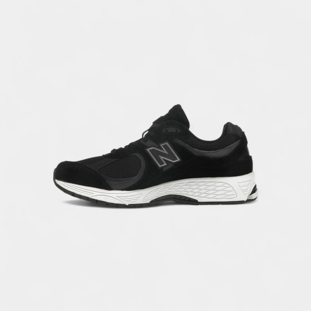 New Balance 2002R Black Gunmetal