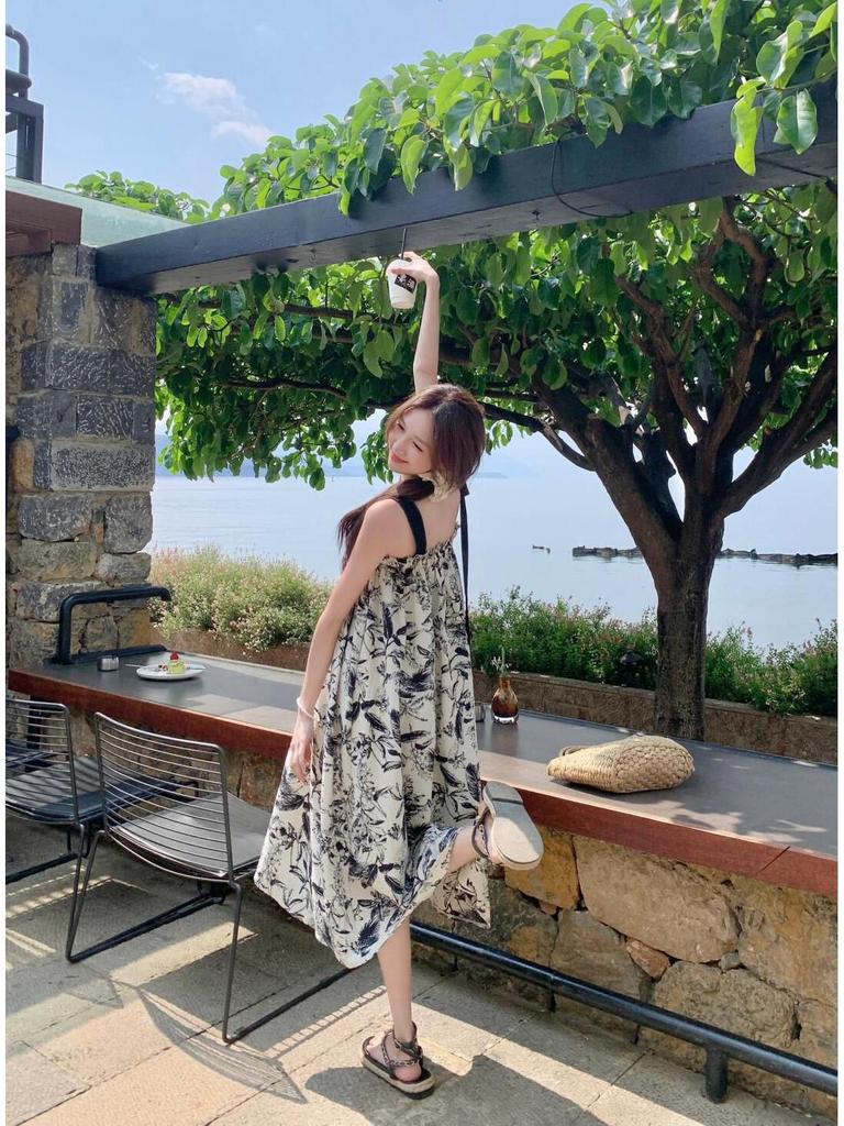 French Retro Ink Painting Slip Dress - Women's Summer 2025 High-End Beach Vacation Long Dress