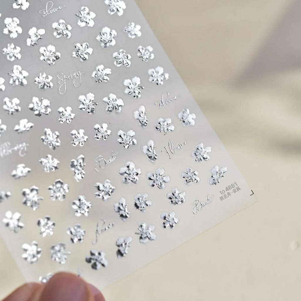 White Flower Gold Leaf Floral Petal Tulip Bloom Charming Retro Metal Soft Self Adhesive 5D Nail Art Sticker Manicure Decal DIY