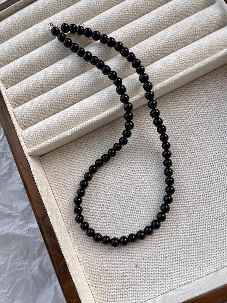 European & American Fashion Black Spinel Beaded Clavicle Necklace for Women