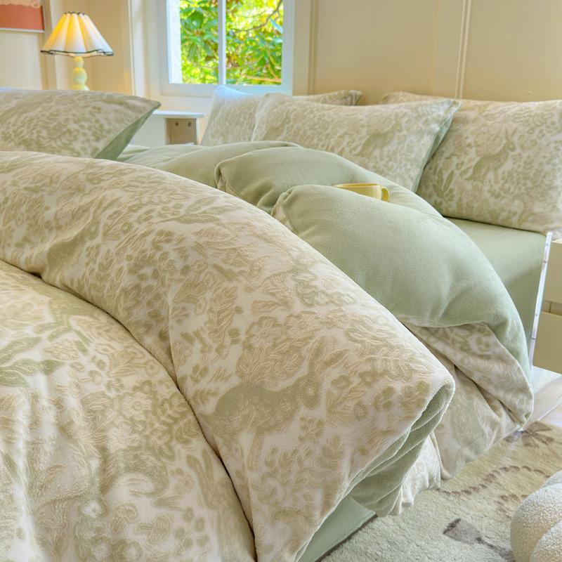 Milk Fleece Four-piece Set, Thickened Carved Fleece, Bed Sheet Quilt Cover, Bed Three-piece Set