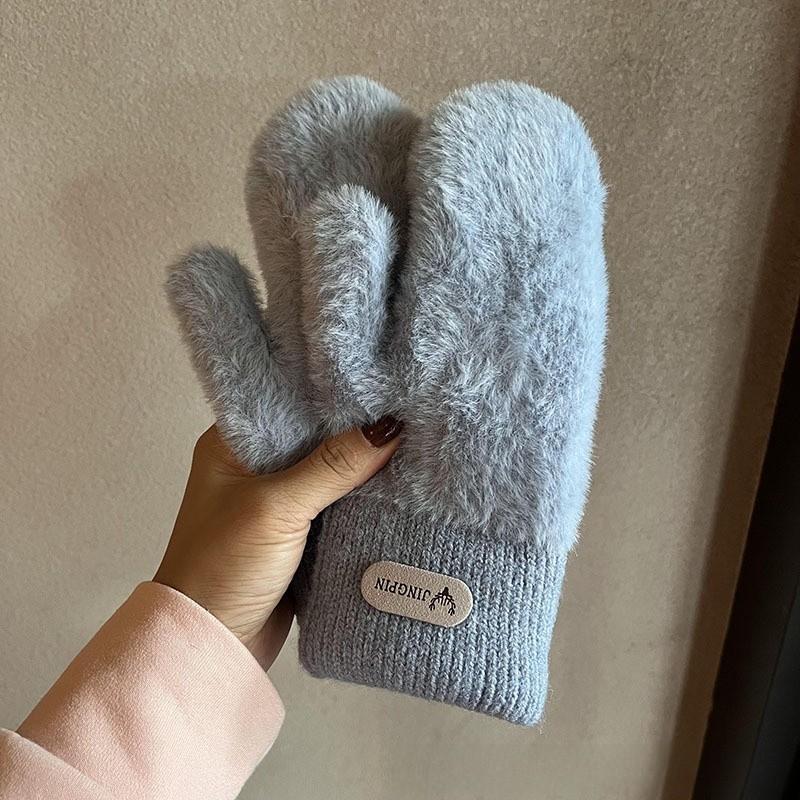 Winter Warmth Gloves For Women With Plush Lining For Commuting And Outdoor Activities