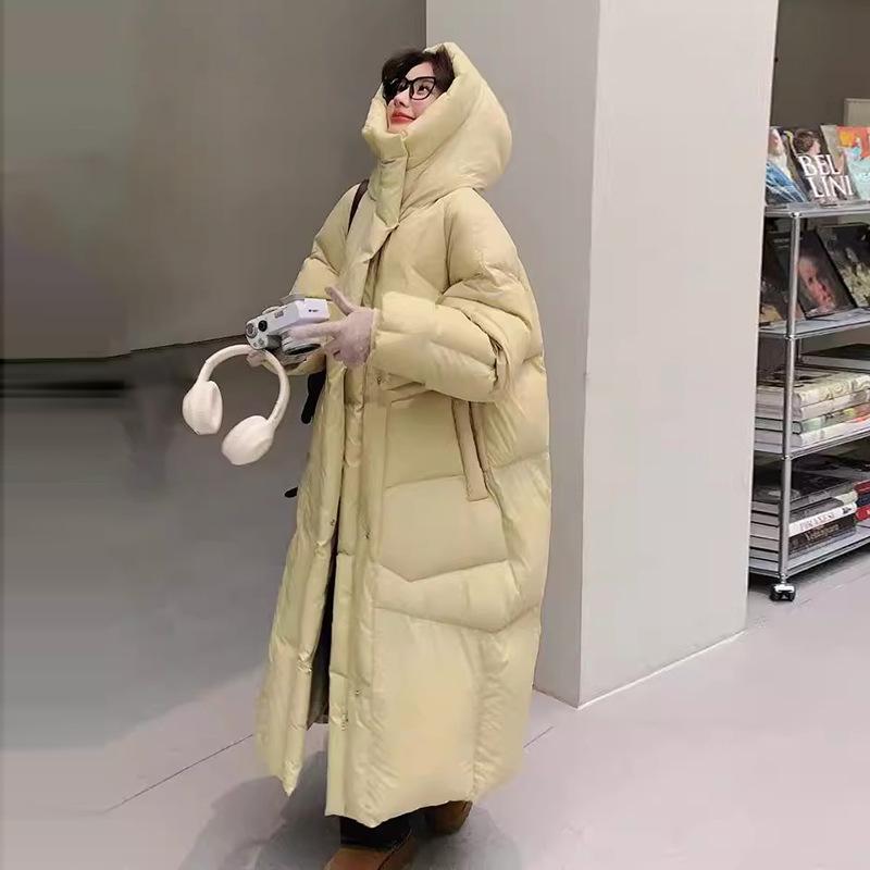 High-end Big Quilt Down Jacket Women's Long 2025 Winter Fashion Thickened Over the Knee Loose Meat Jacket Tide