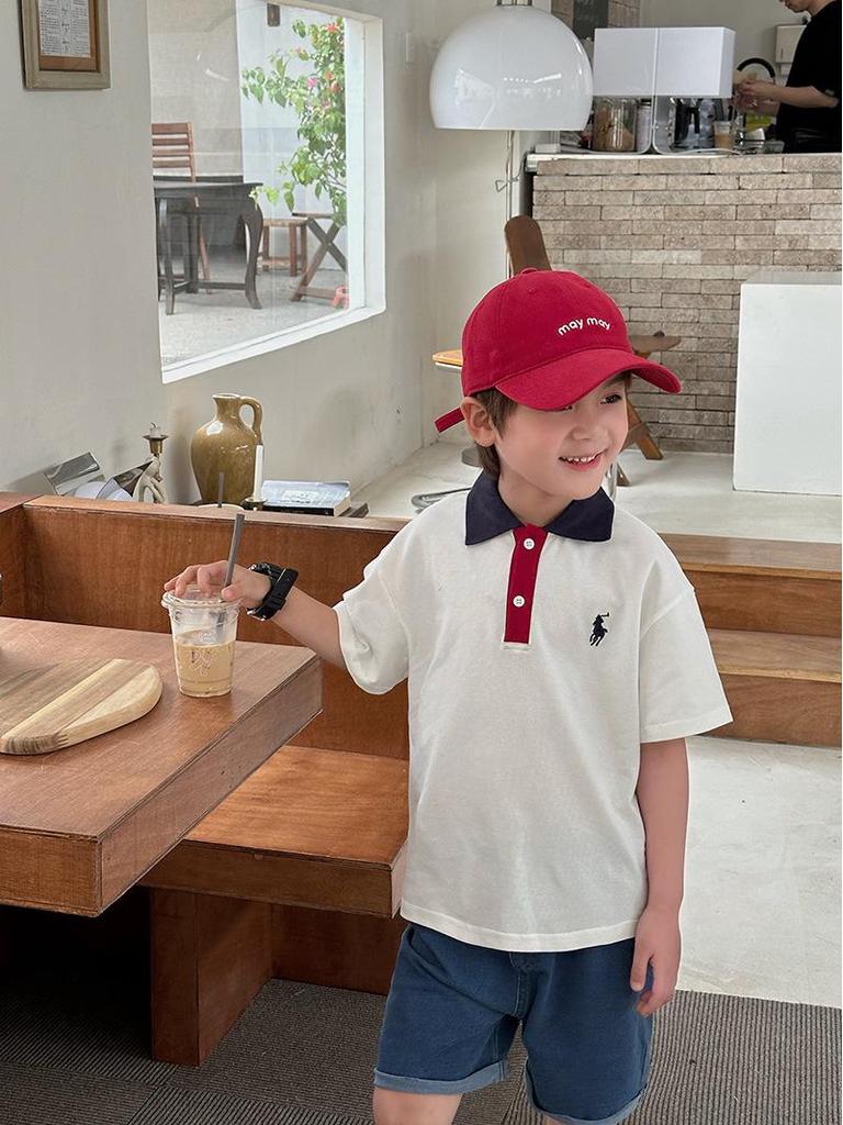 Boys' Cartoon White Polo Shirt - Short-Sleeved Summer Top with Lapel for a Handsome Look, Perfect for Graduation Photos