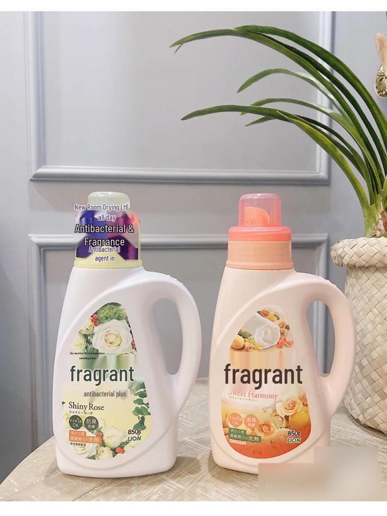 Japanese Lion Aroma Laundry Detergent Refill - Floral & Fruity White Rose Scent, 850g/900g