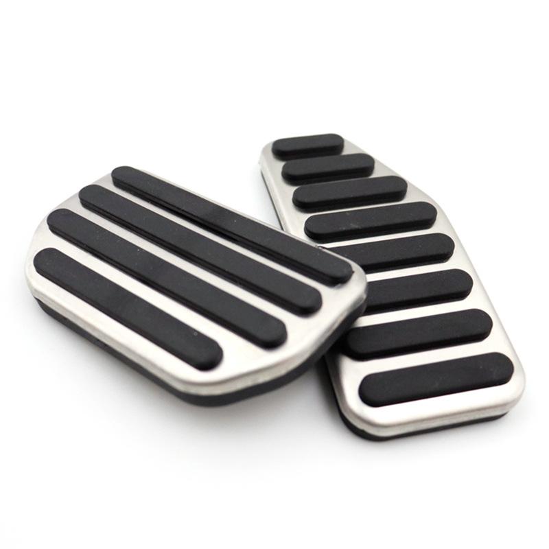 Non-Slip Throttle and Brake Pedals for Suzuki Swift: Decorative Accessories