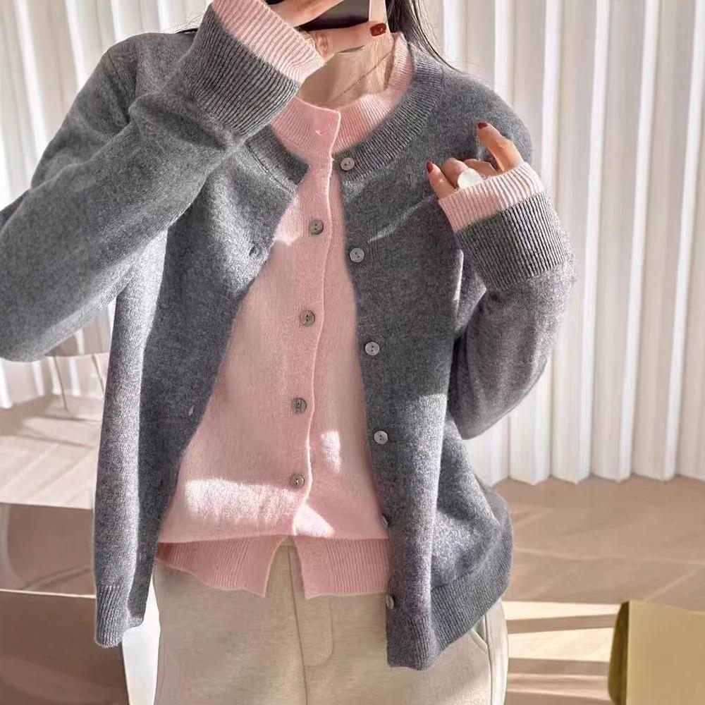Korean Style 100% Wool Color Block Women's Layered Knit Cardigan – High-End Lazy Style Round Neck Sweater.