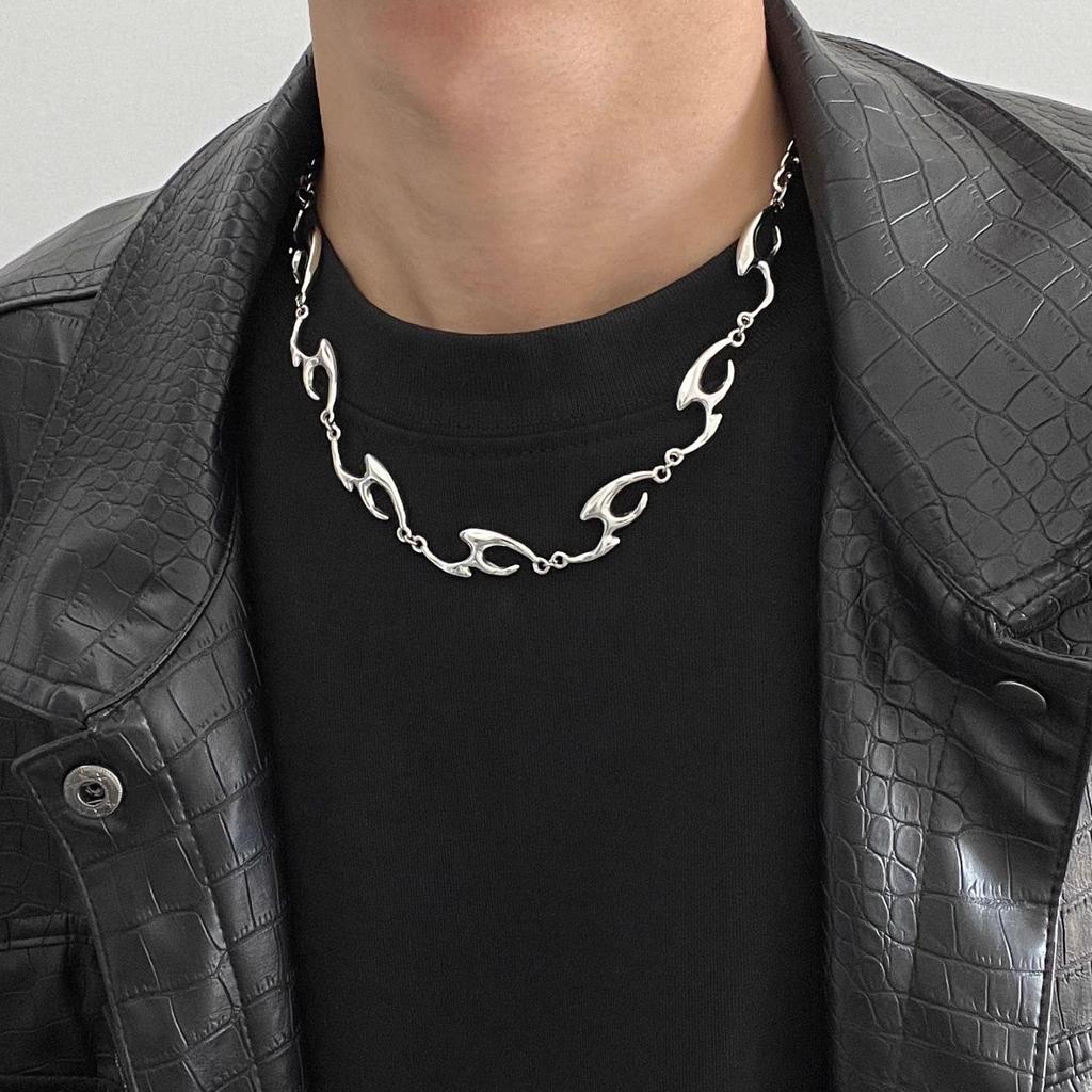 Trendy Irregular Shaped Hip Hop Necklace for Men – High-End Cool Style Clavicle Chain