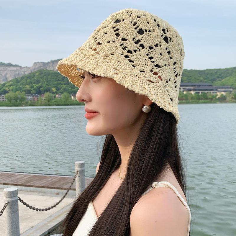 Women Hollow Floral Crochet Bucket Hat Breathable Openwork Wide Brim Sun Cap Lightweight Knit Fisherman Hat for Summer Daily Outdoor Travel Beach