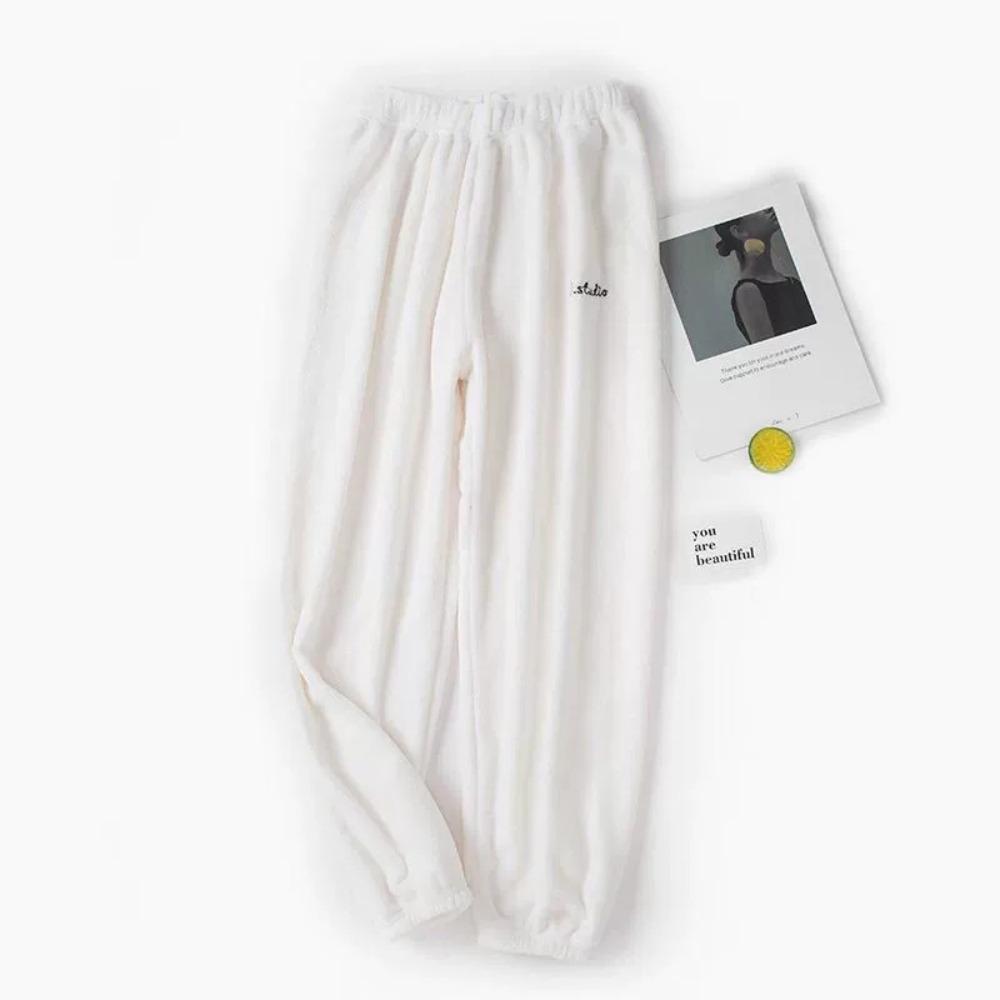 **Kadın Flanel Pijama Takımı Yuvarlak Yaka Jakarlı Uzun Peluş Kalın Sıcak Ev Giyimi**
