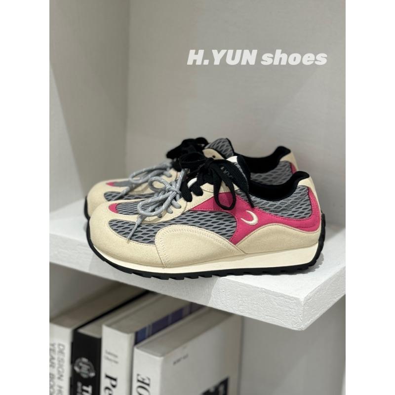

Trendy brand new mesh breathable casual sneakers women s light running non-slip hiking shoes 35