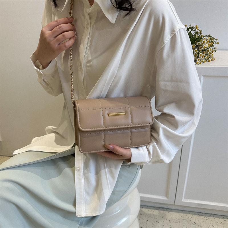 Simple Casual Shoulder Messenger Bag Small Square Bag 2025 Summer New Solid Color Plaid Underarm Bag Casual Commuter Bag