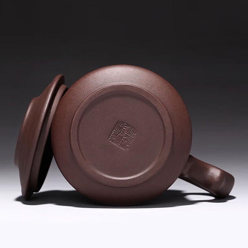 Handmade Yixing Zisha Tea Cup with Infuser and Lid